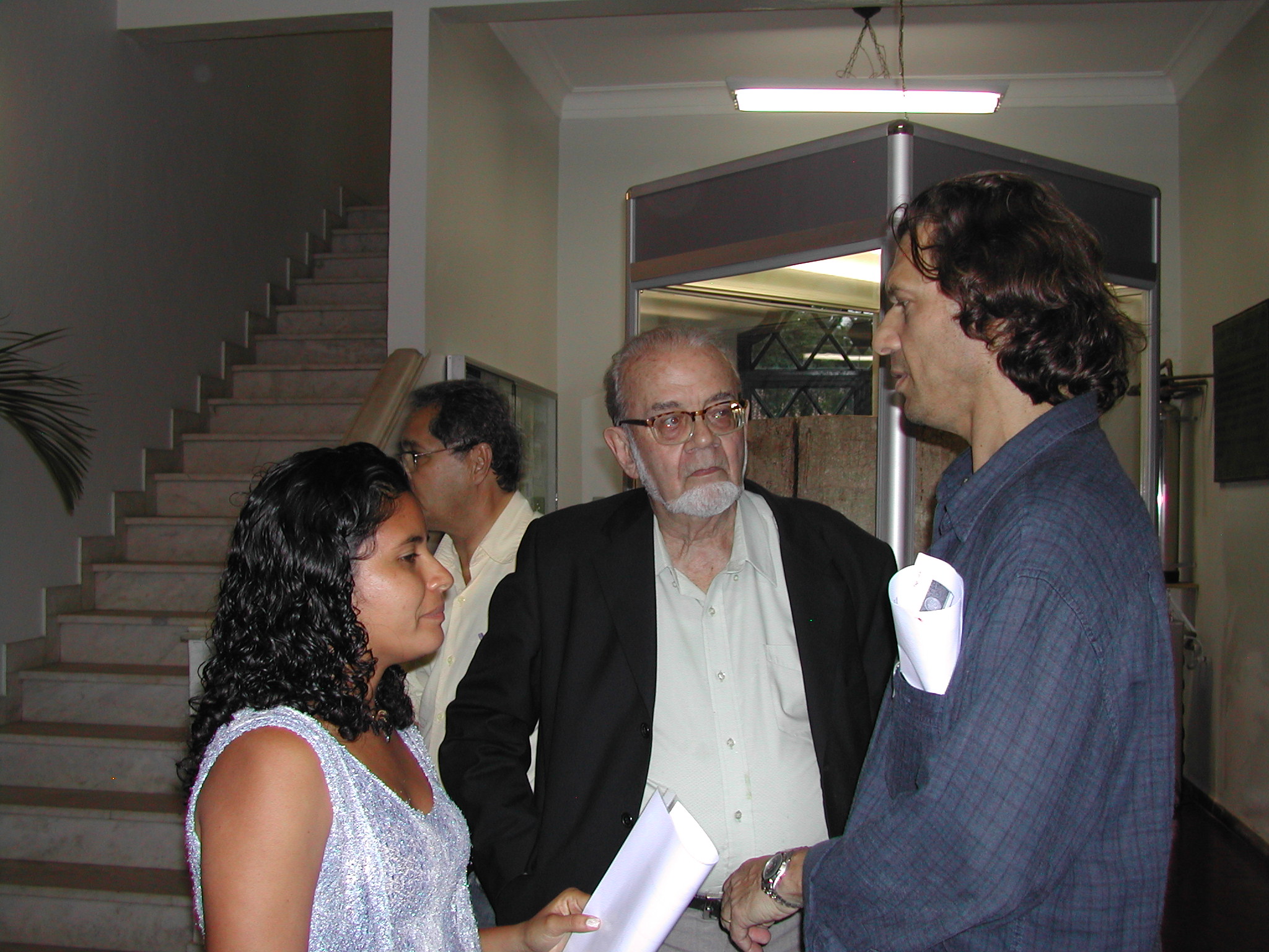 Dr. Jean Dubois - doa&ccedil;&atilde;o de livros do acervo bibliotec&aacute;rio da RABRAF-Rede Brasileira Agroflorestal